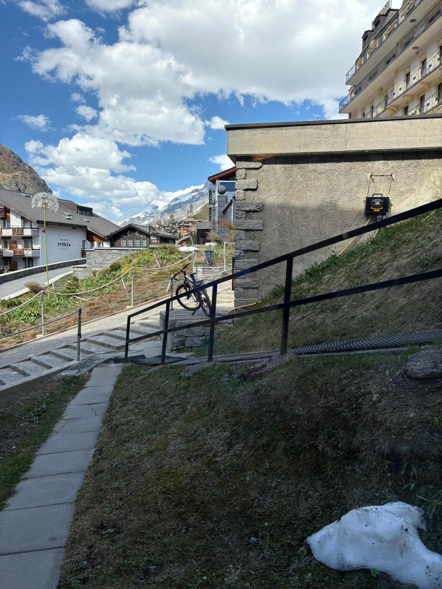 Chalet Annelis Apartments Zermatt Exterior photo